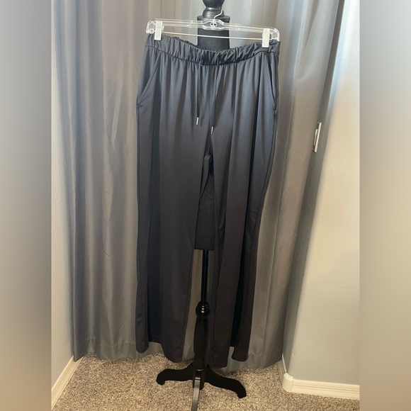 7. Men’s Athletic Pants, Size 28L, EUC - Picture 1 of 5